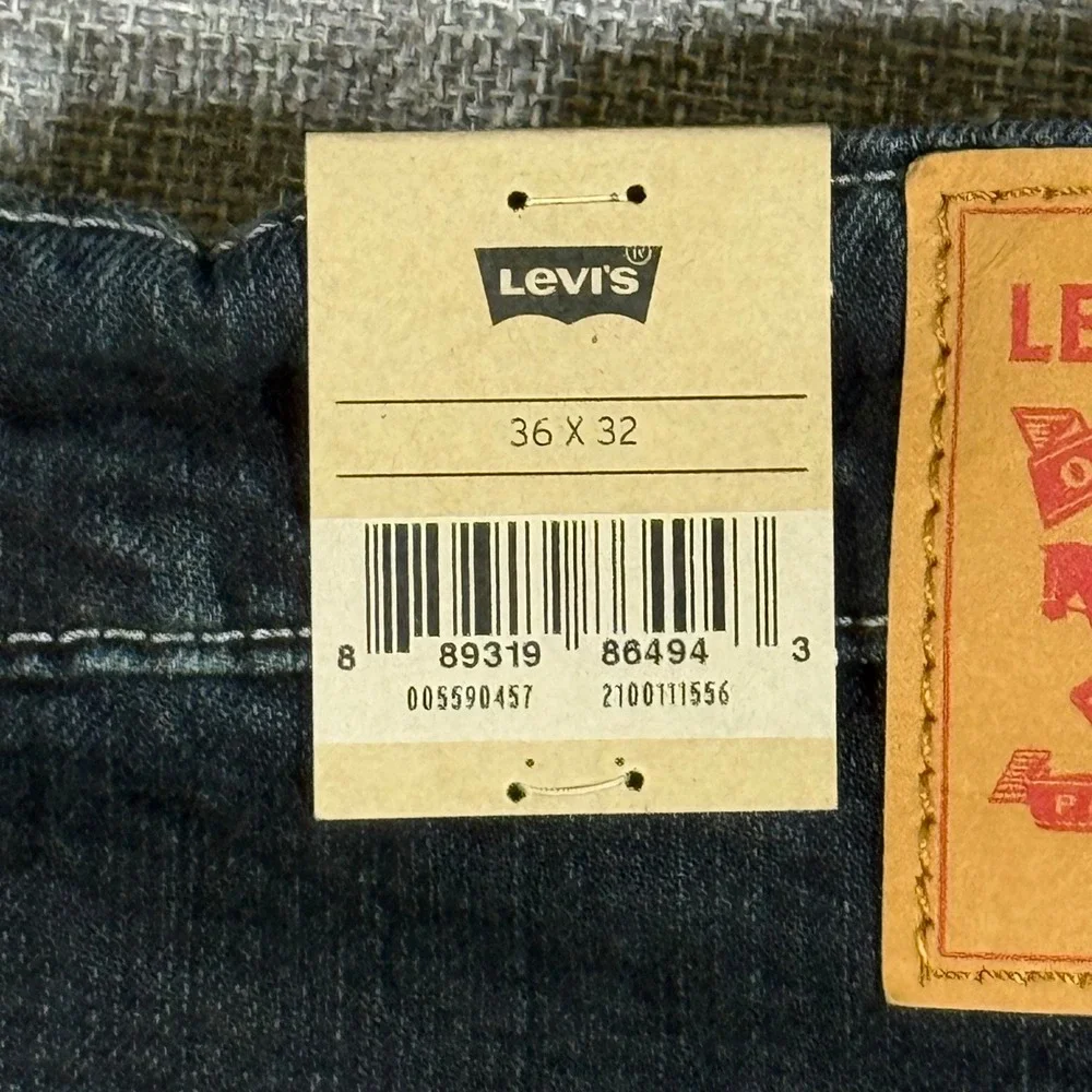 Levis levi 559